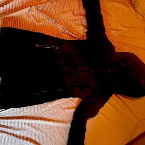 LIKE NEW BARELY WORN Kenneth Cole winter full length coat. XS/TP. All black.